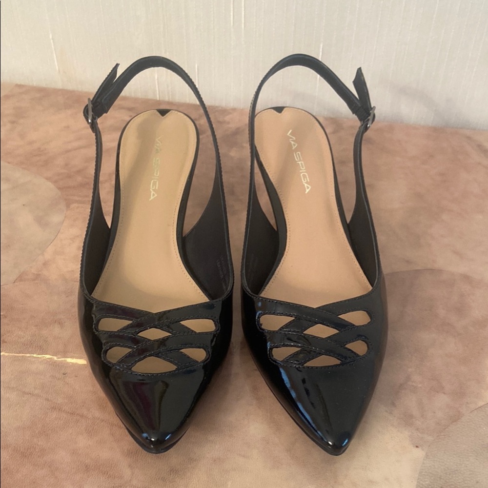 Via Spiga Black Patent Leather Slingback Heels - Picture 2 of 7